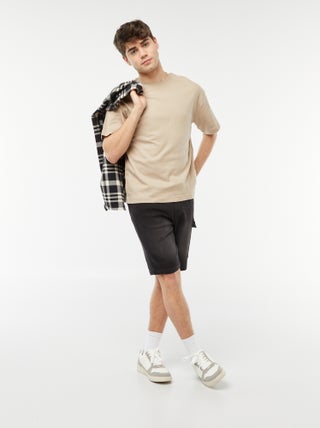 Bermudas vaqueras con múltiples bolsillos
