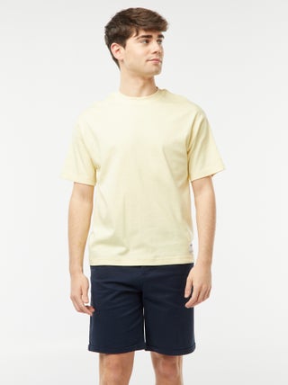 Camiseta de algodón con cuello redondo
