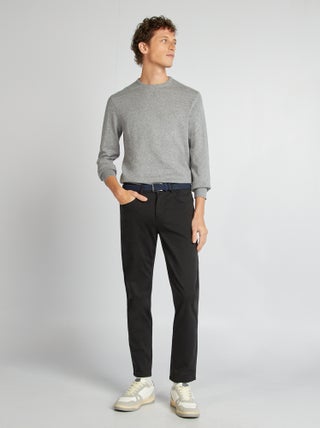 Pantalón chino slim con 5 bolsillos - L32